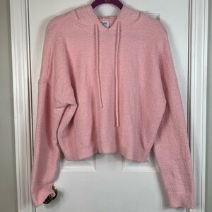 The Cozy Collection pink cropped, hooded long sleeved fluffy pullover size large